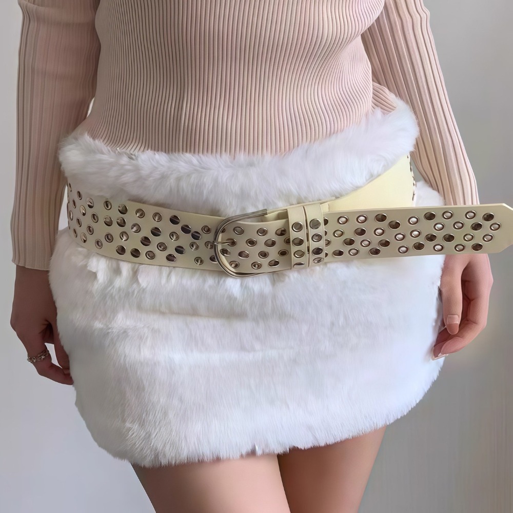 Streetwear Brand Belts - Cintura Punk con Occhielli e Rivetti,