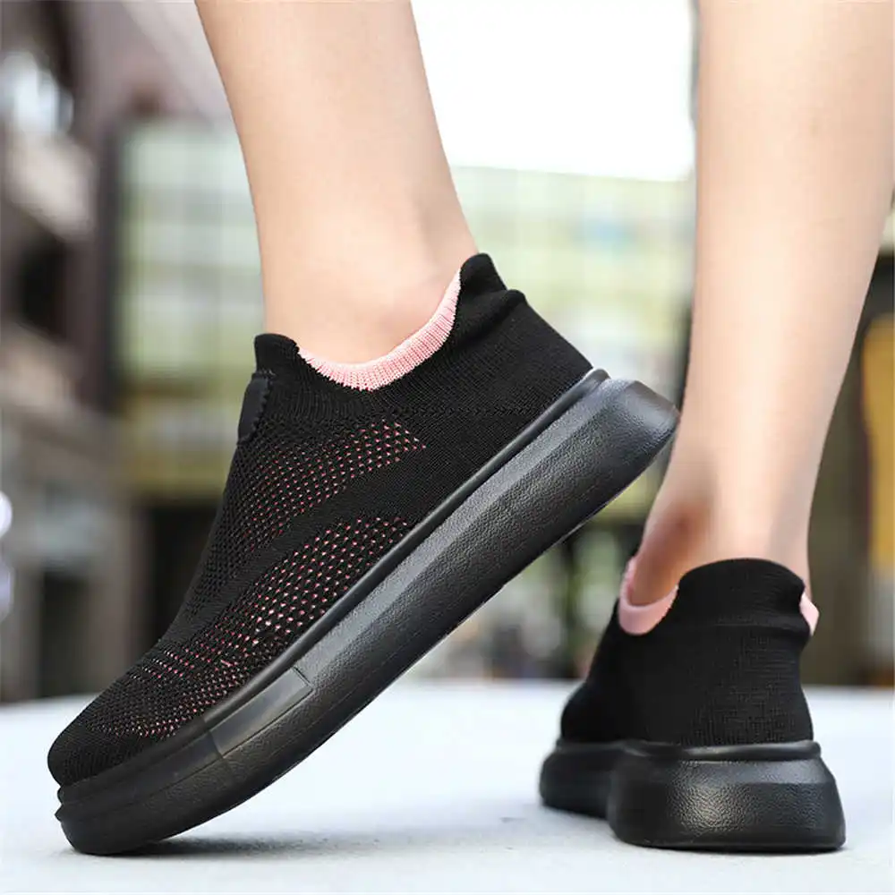 Calze con plateau scarpe marro - Streetwear Brand In Uk recensione e prezzo