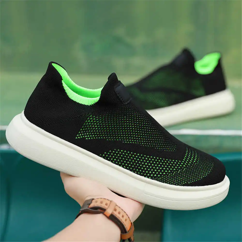 Calze con plateau scarpe marro - Streetwear Brand In Uk recensione e prezzo